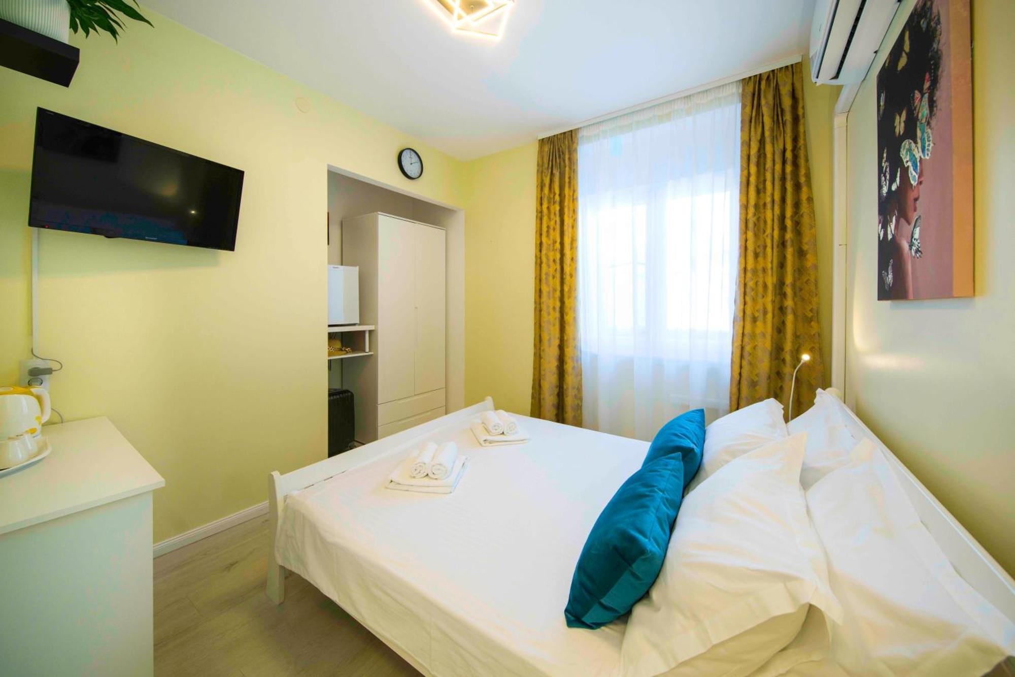 A-More Accommodation Split Exterior photo